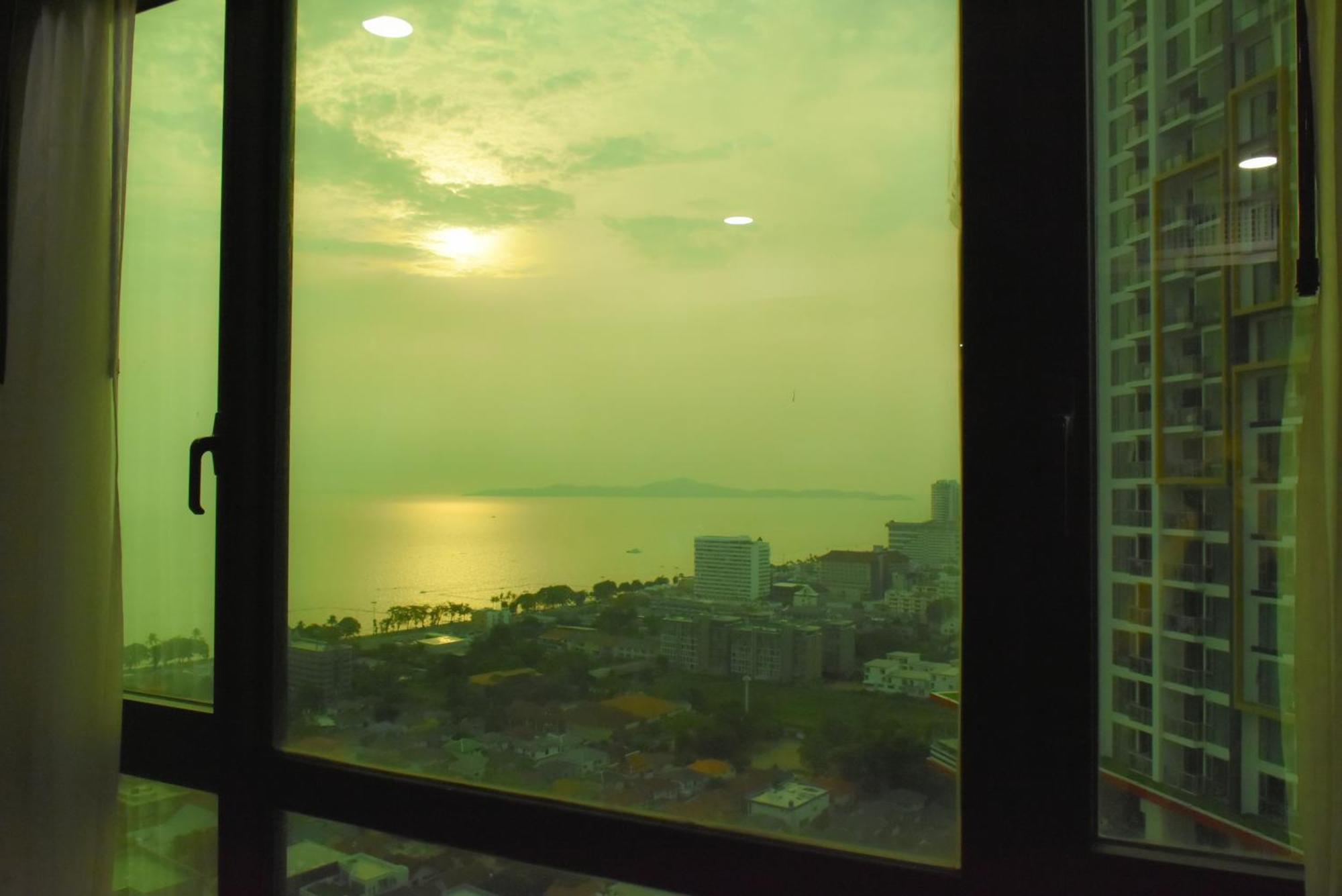 Dusit Grand Condo View 乔木提恩海滩 客房 照片